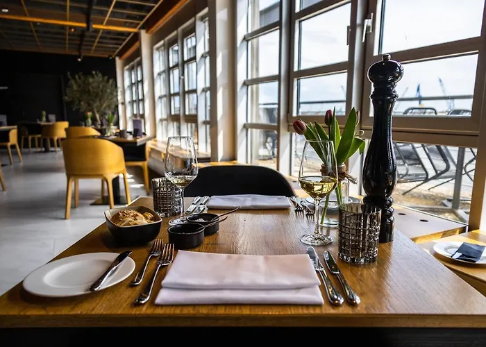 Ginn Elbspeicher Hotel 4*