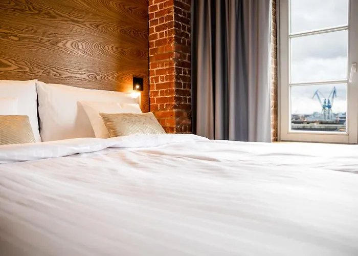 Ginn Elbspeicher Hotel 4*